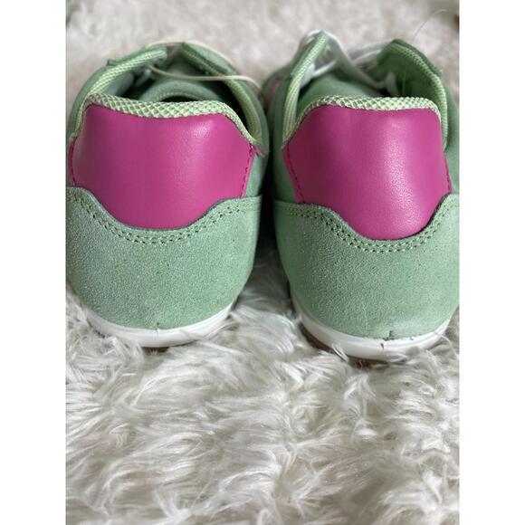 New Women’s Size 7.5 Mila Paoli Italy Genuine Leather Upper Sneaker Mint Green - Picture 2 of 4